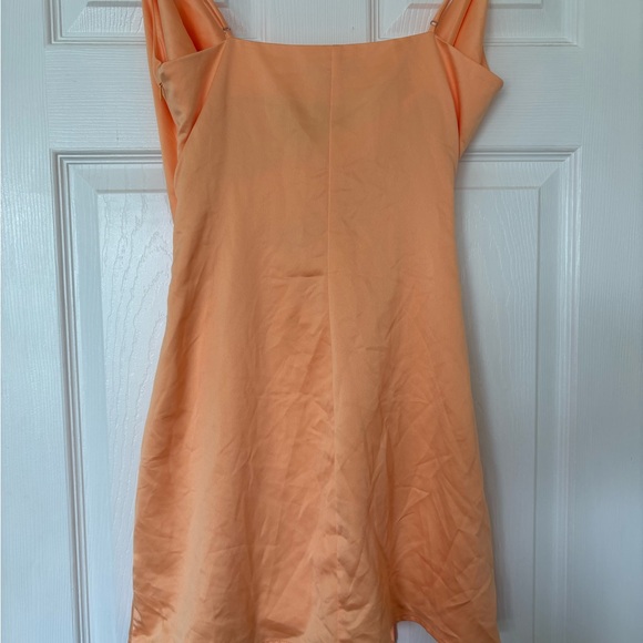 Dynamite Peach Mini Dress - Picture 4 of 7
